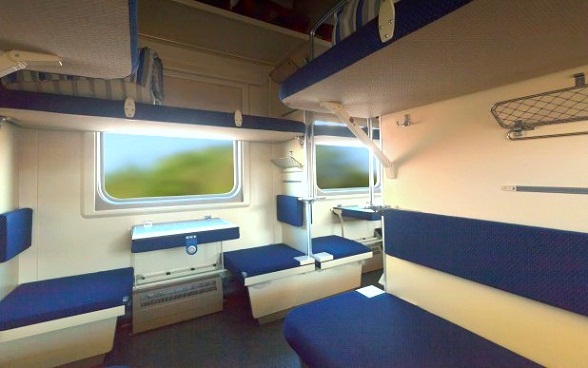 Interior sleeper train